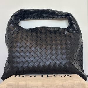 Bottega Veneta Black Leather Accessory